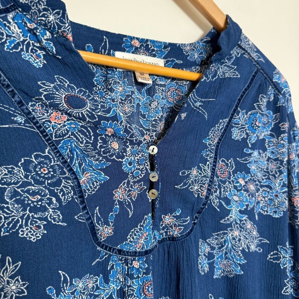 John Paul Richard Top Womens Plus Sz 3X Blue Floral Bell Sleeve V Neck Romantic - Picture 4 of 10